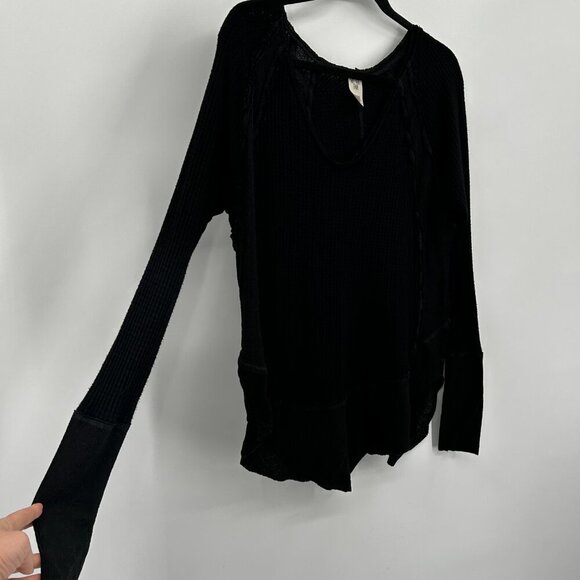 FREE PEOPLE We The Free Black Waffle Knit Oversized Boho Thermal Shirt Medium - Picture 5 of 7